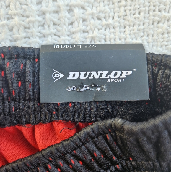 Dunlop Sports Shorts Boys Size Large 14/16 Black Red Quick to Dry Drawstring - Picture 8 of 10